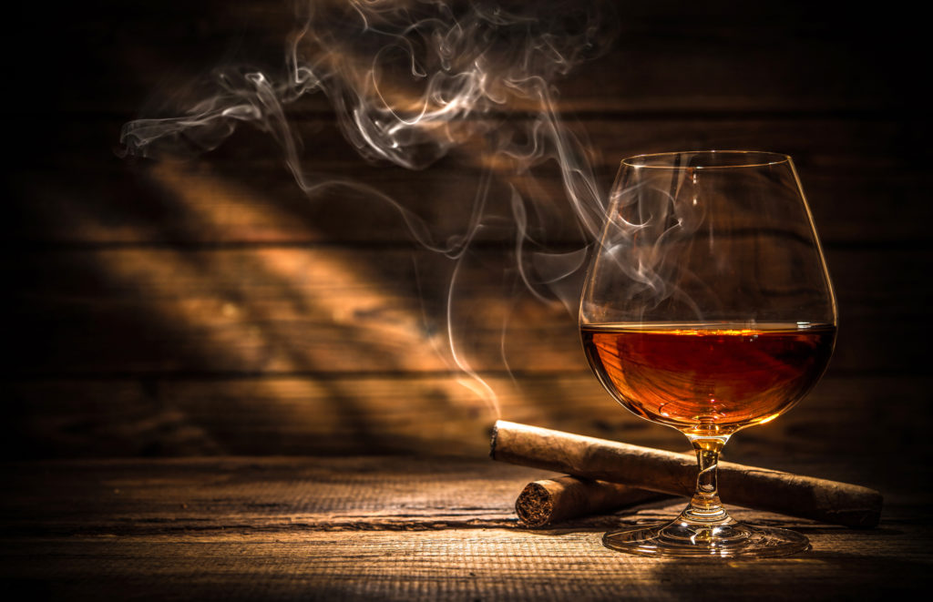 CB 014 - Verre de Whiskey et cigare